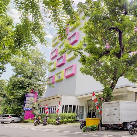 Hotel O Gambir Near Juanda Station Formerly Bunga Dahlia جاكرتا المظهر الخارجي الصورة