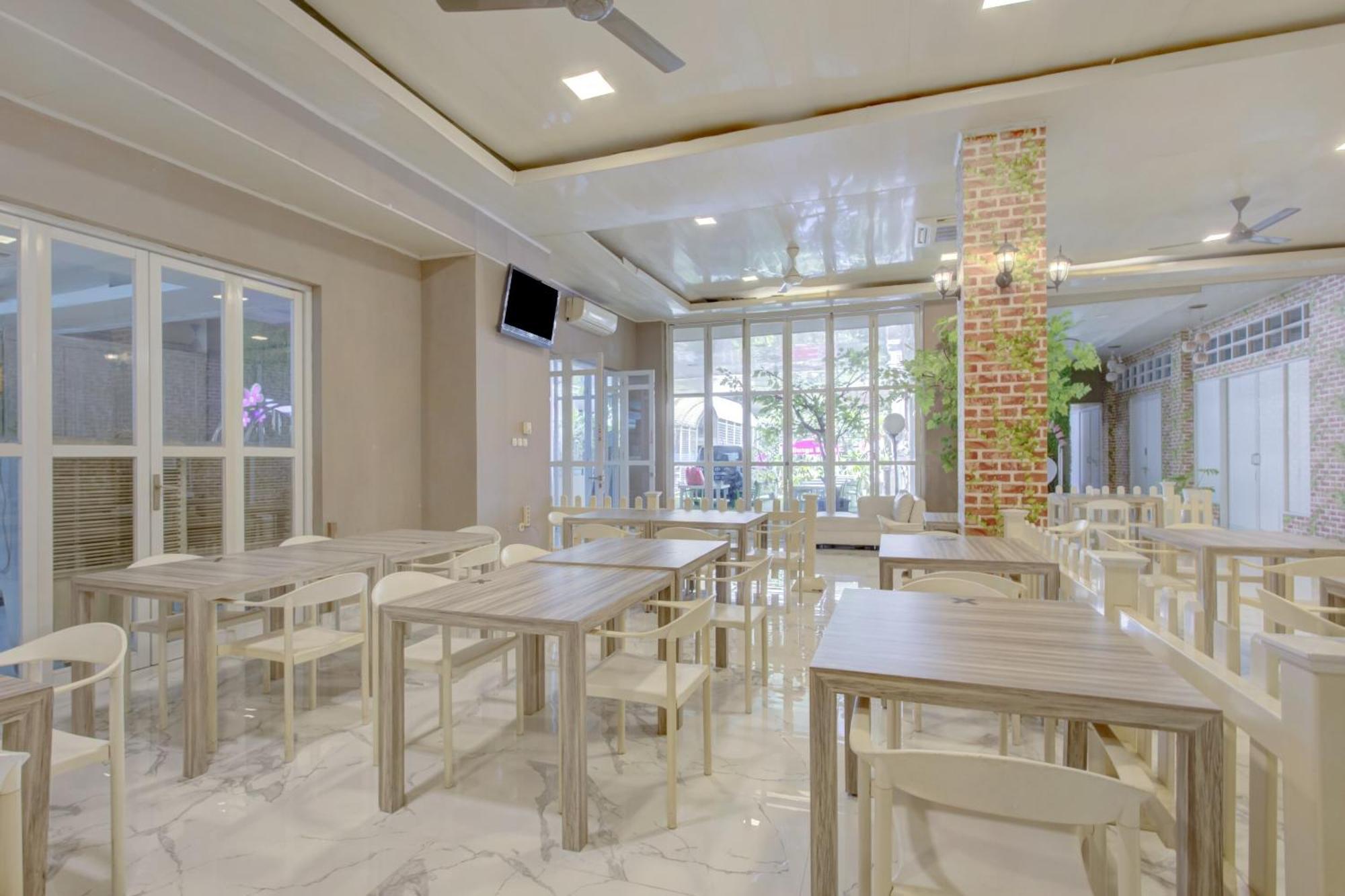 Hotel O Gambir Near Juanda Station Formerly Bunga Dahlia جاكرتا المظهر الخارجي الصورة