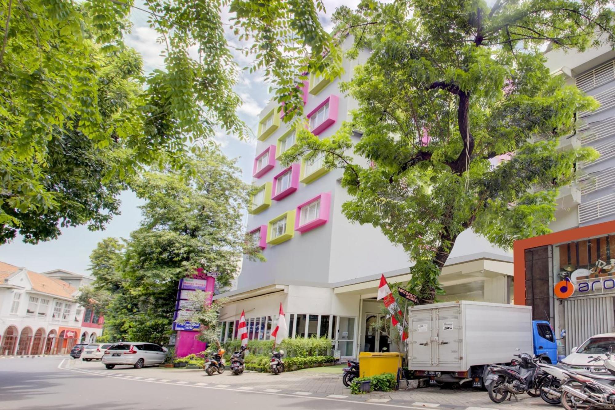 Hotel O Gambir Near Juanda Station Formerly Bunga Dahlia جاكرتا المظهر الخارجي الصورة